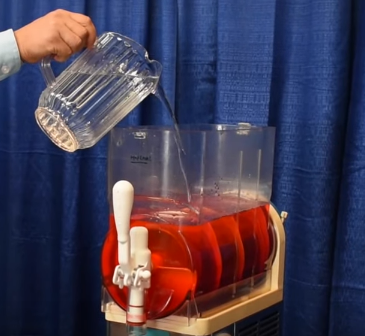 How to Make Slushies With a Slush Machine